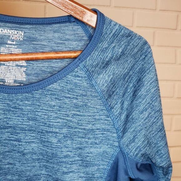 Blue fitted exercise‎ shirt long sleeve - Picture 3 of 7